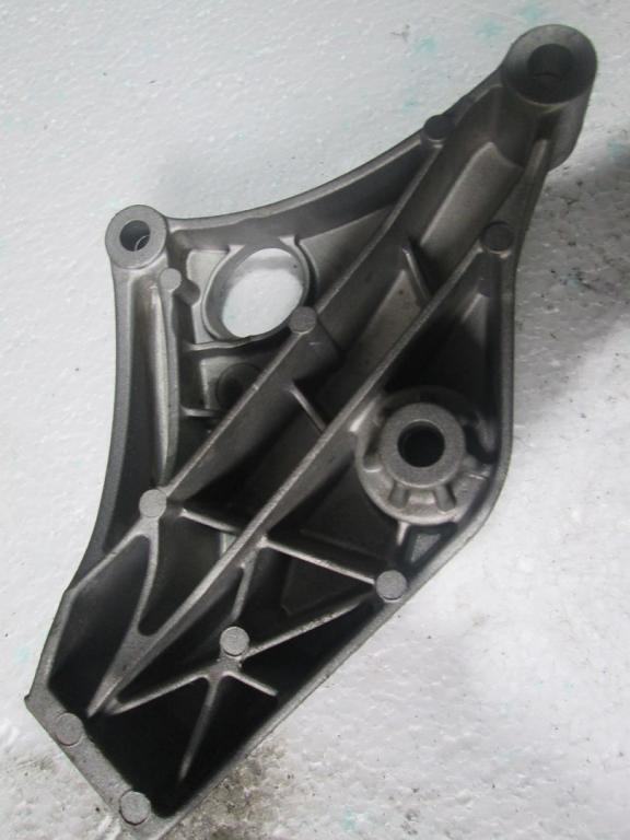 фото №1, Кронштейн кронштейн bmw 1 f20 2.0d