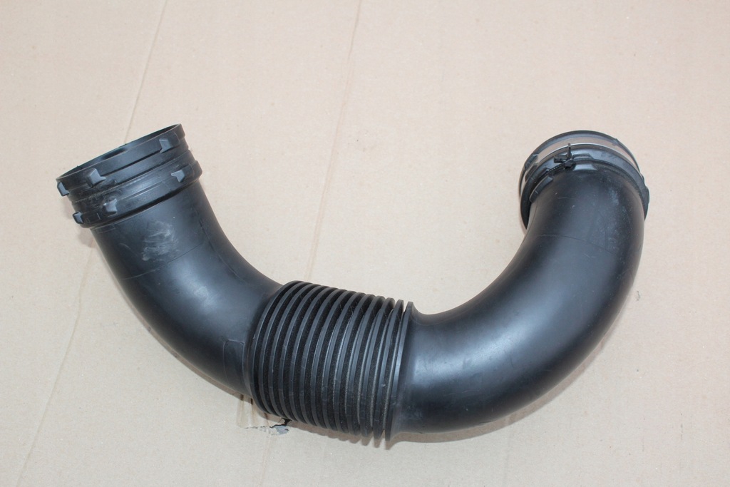 фото №1, Труба воздухозаборник турбонагнетателя renault trafic iii