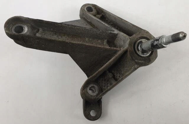 фото №1, Кронштейн коробки dacia sandero renault 1.4 8200049084