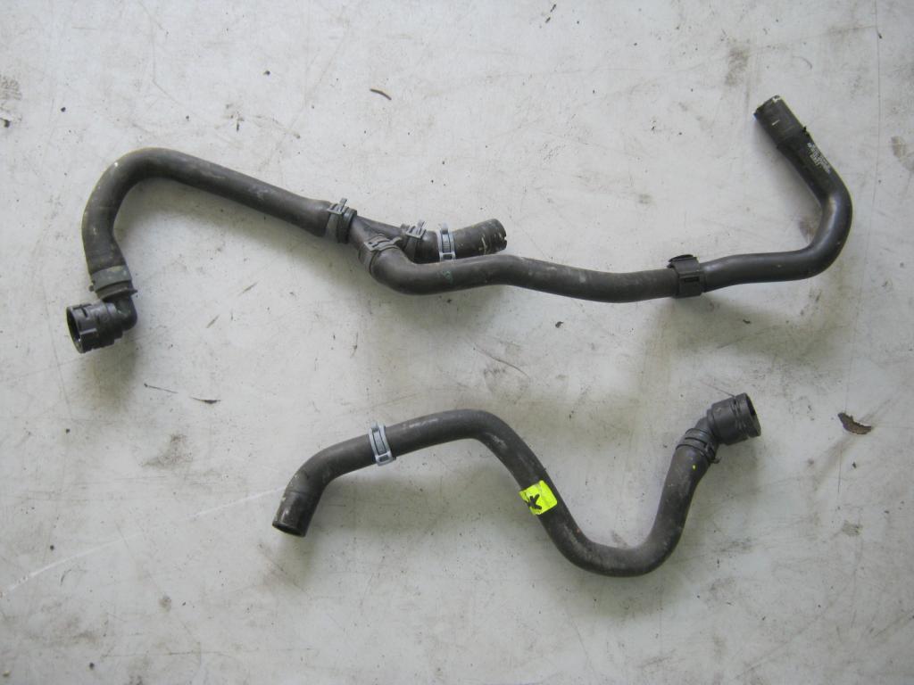 фото №1, Audi a3 8v трубка wąż wody 5q0122127bp