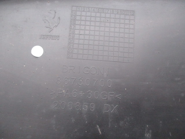 фото №4, Ferrari italia впуск воздуха туннель правый