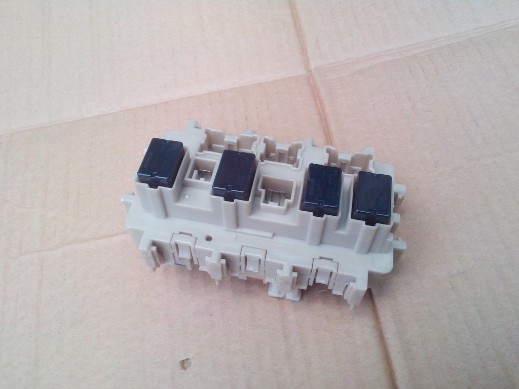 фото №2, Коробка предохранителей renault kadjar