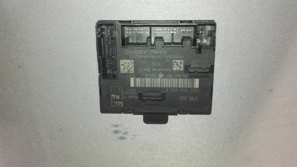 фото №1, Vw touran 5ta модуль дверь 5q0959393e