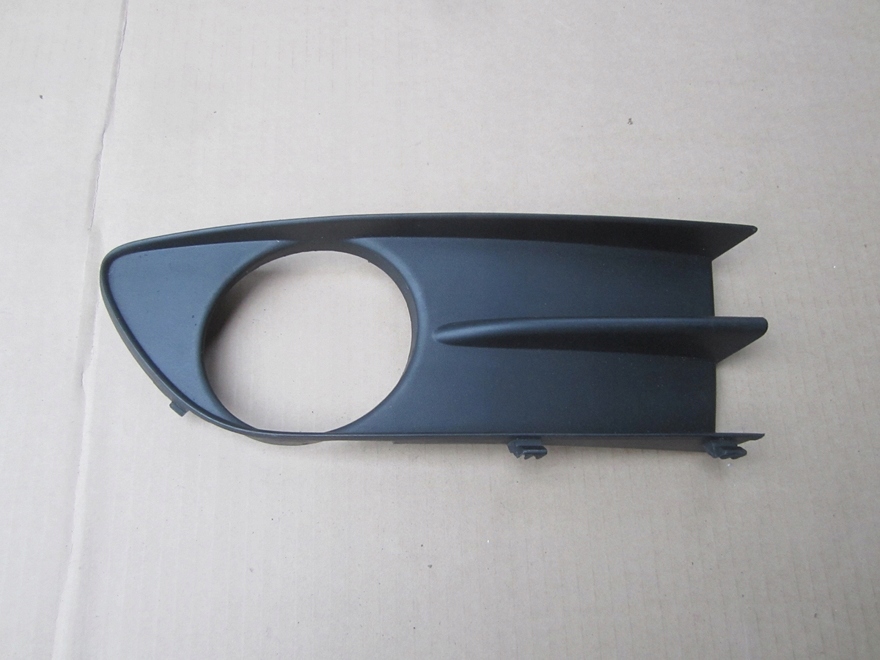 фото №1, Решітка радіатора решітка бампера права renault laguna ii