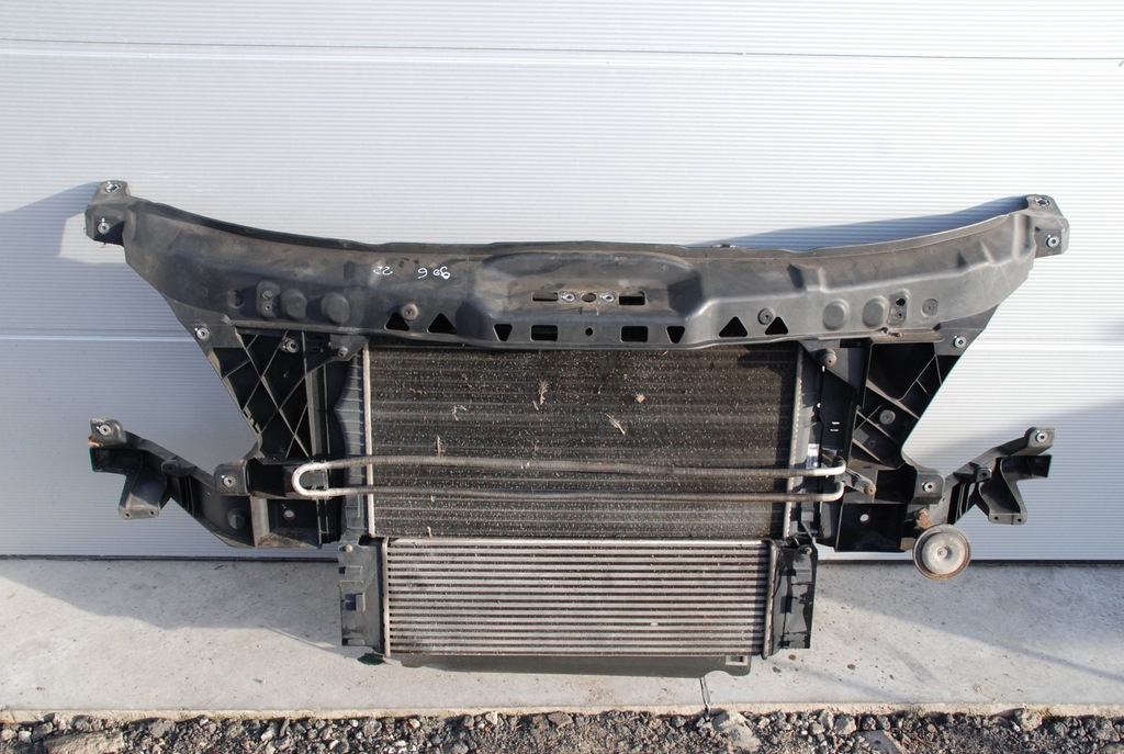 фото №1, Комплект радиатор sprinter 906 a651 pas передний 10-