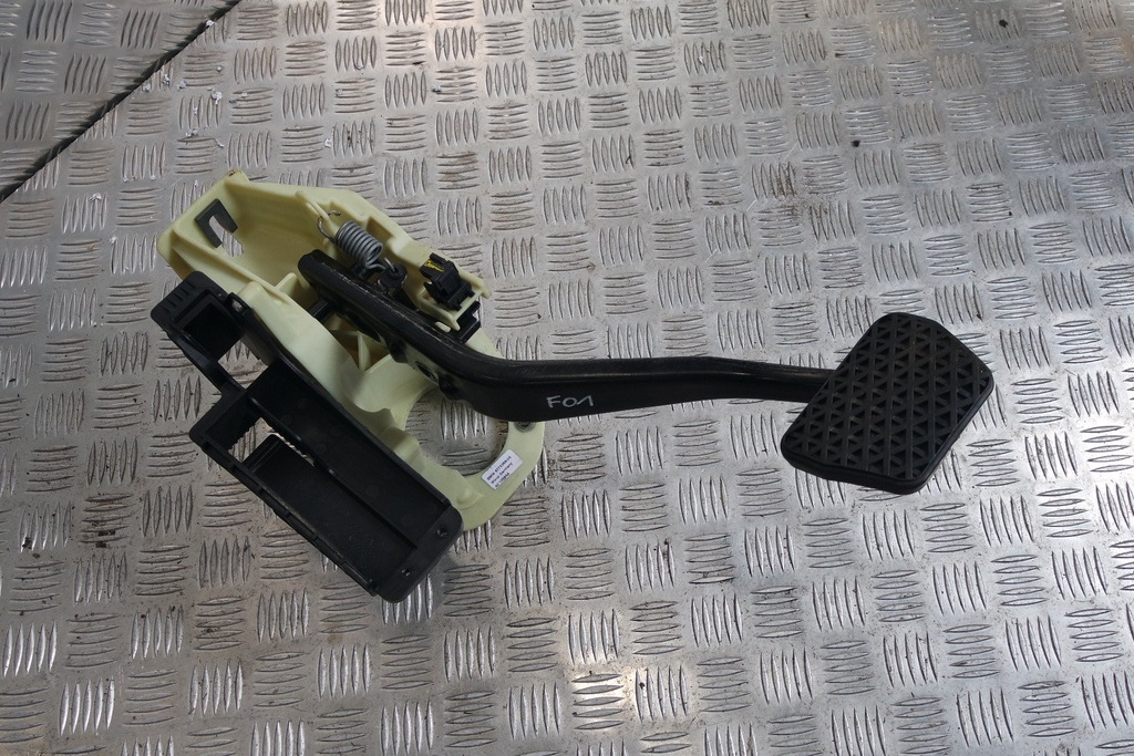 фото №1, Педаль тормоза bmw 7 f01 6775368