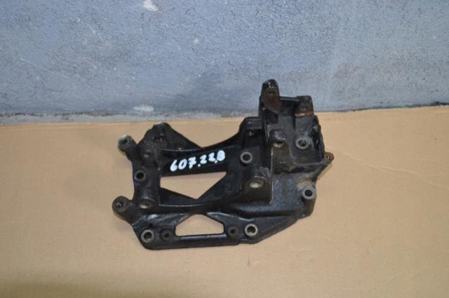 фото №1, Кронштейн двигуна peugeot 607 2.2