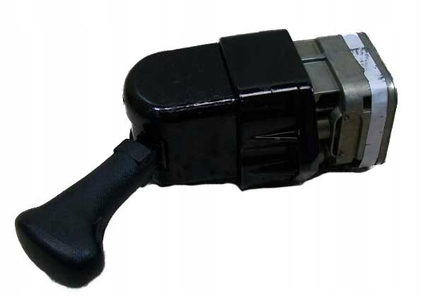 фото №1, Клапан ручного тормоза mercedes actros 0004200284