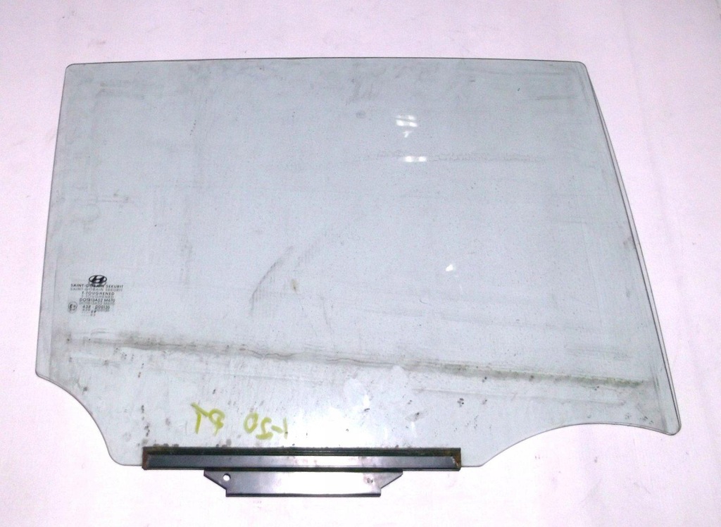 фото №1, Hyundai i20 09r скло двері правий задня