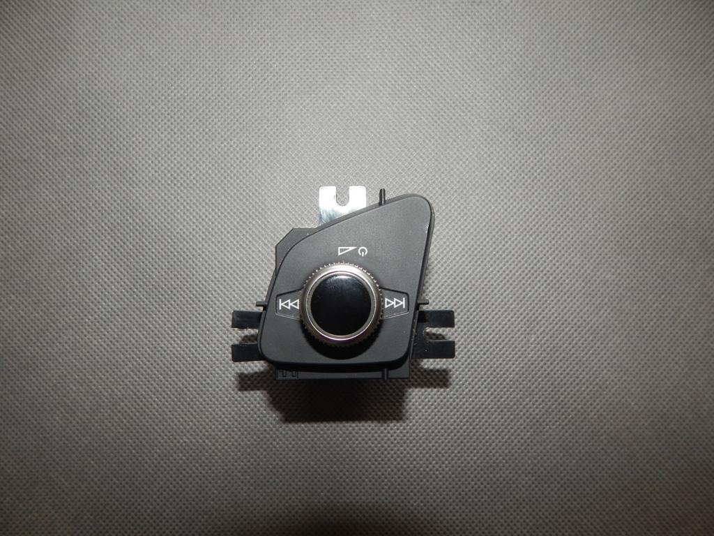 фото №1, Audi q7 4m кнопка mmi 4m1919616b