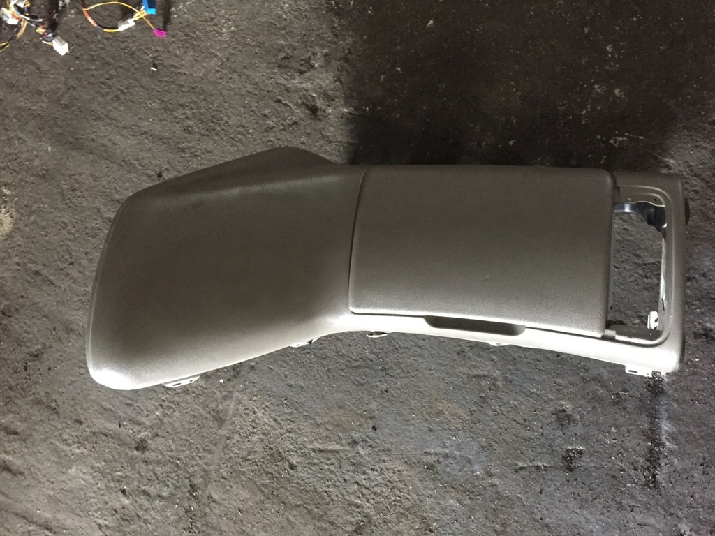 фото №1, Daf xf 105 панель приладів бардачок консоль кришка панель приладів