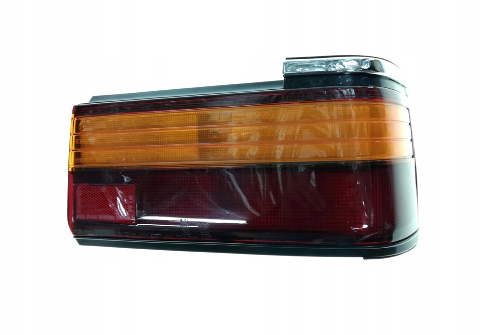 фото №10, Camry 88-91 sedan лампа задняя задняя правая