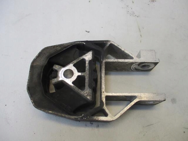 фото №1, Кронштейн подушка двигуна volvo v50 1.6 d