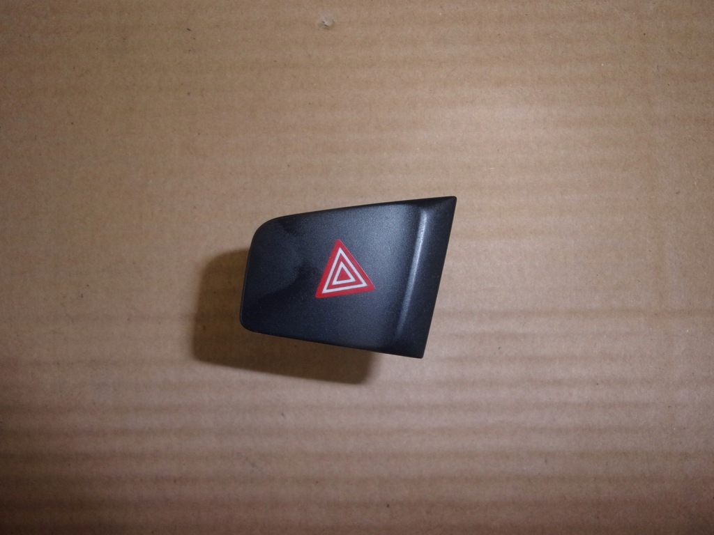 фото №1, Переключатель кнопка świteł аварийных peugeot 301