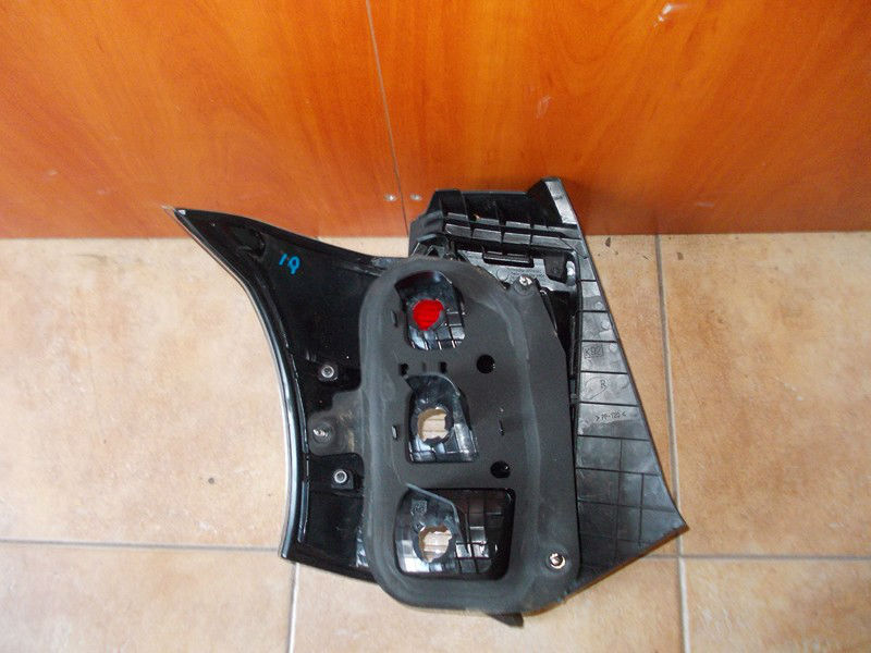 фото №4, Лампа задняя задняя правая toyota iq