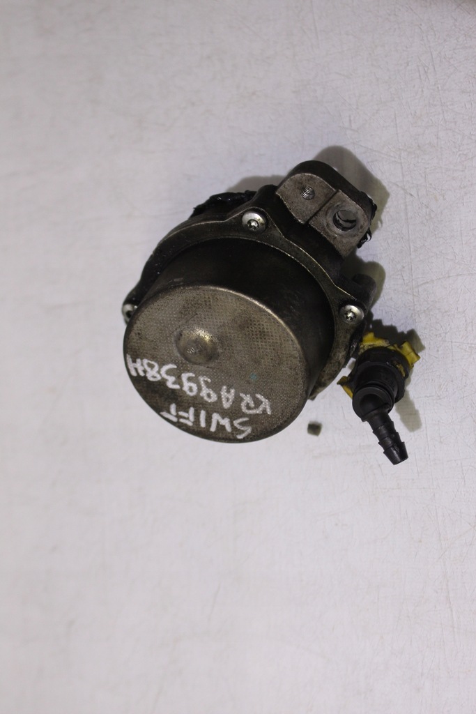 фото №1, Вакуум насос suzuki swift iii 73501147