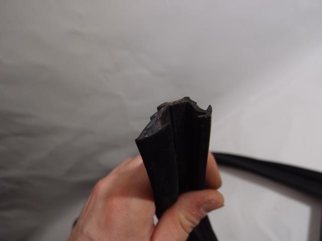 фото №7, Прокладка двері ewy задня ford kuga mk1 2010r