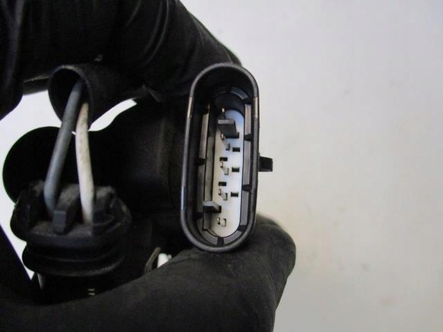 фото №4, Молдинг впрыскная форсунки dacia sandero 1.2 tce