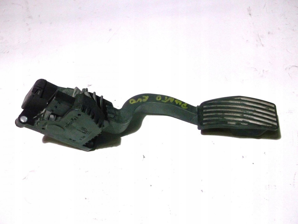 фото №1, Grande punto evo 1.2 педаль газа 55702020