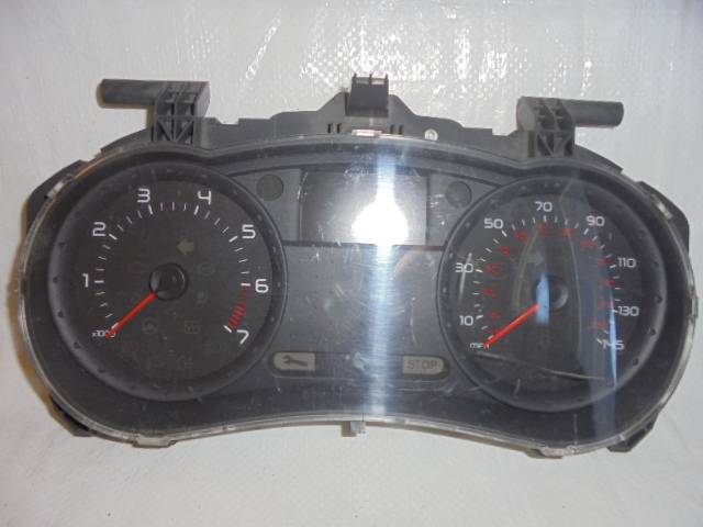 фото №1, Renault clio 3 счетчик приборы 8200316825 anglia