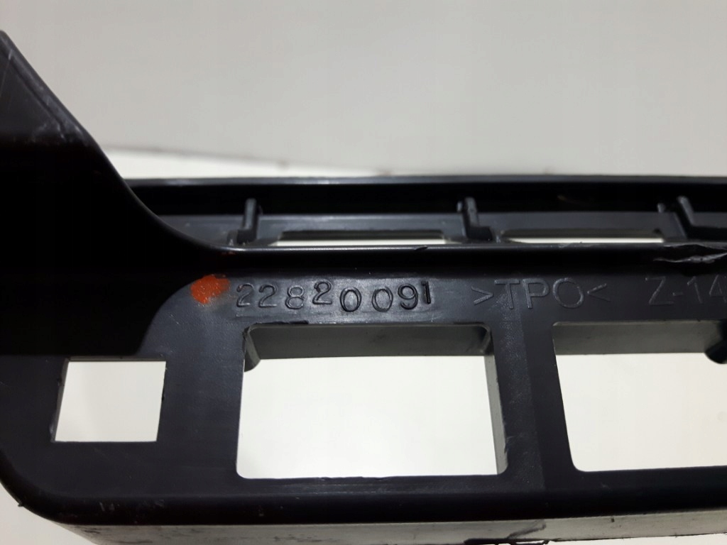 фото №7, Підсилювач напрямна бампера задня opel ampera 11-14