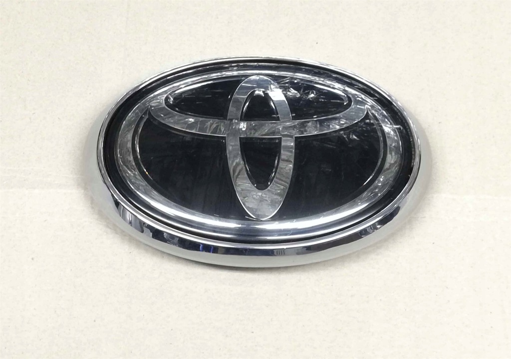 фото №1, Hilux 15-19 значок емблема logo решітка радіатора радар