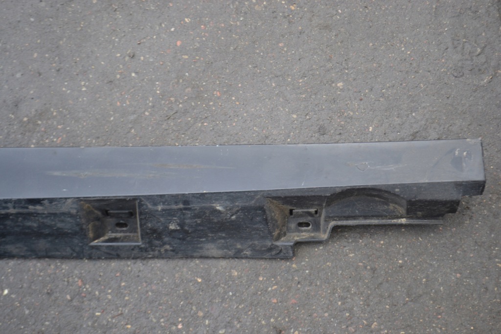 фото №6, Молдинг поріг накладка права vw passat b8 kombi