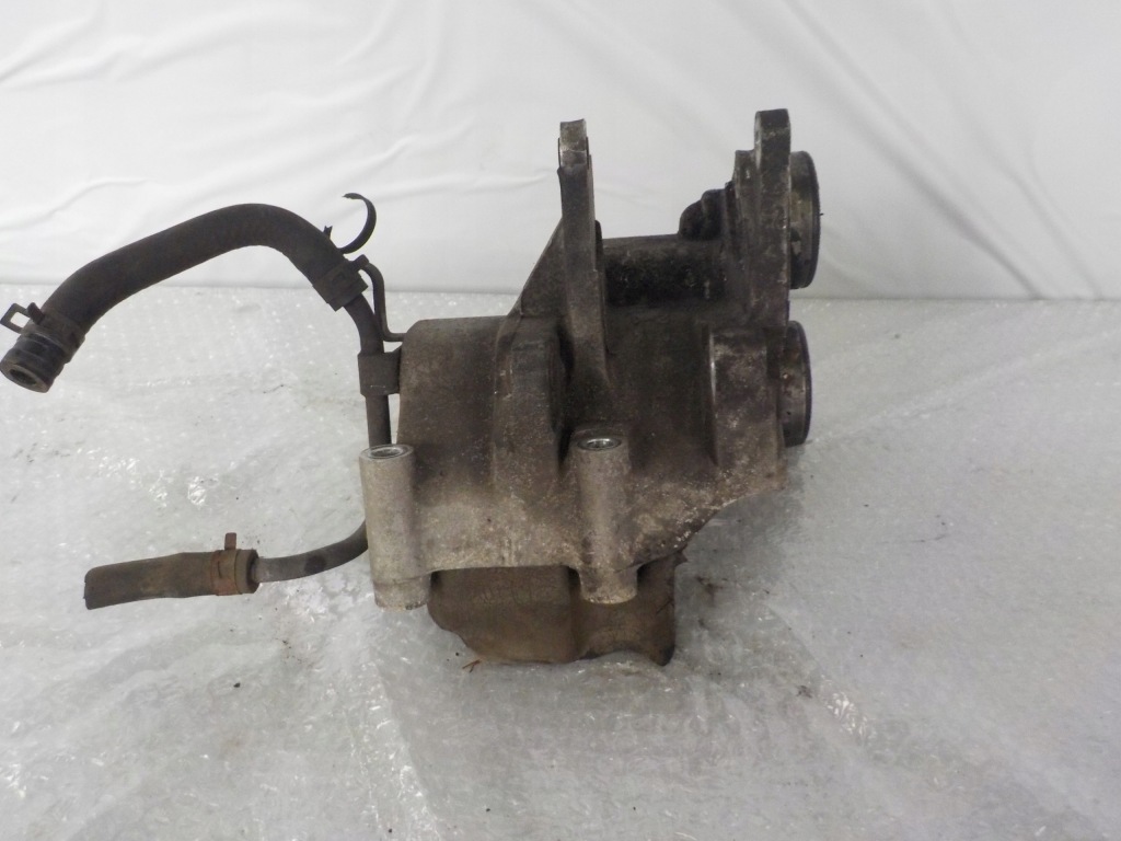 Tucson 1 suv 2.0 crdi подушка кронштейн ролик Оригинал