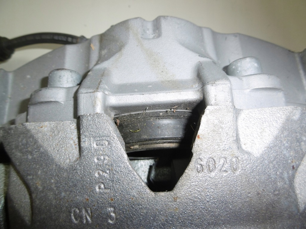 фото №5, Супорт гальмівний правий перед 316mm 946 volvo s80 ii v70 iii