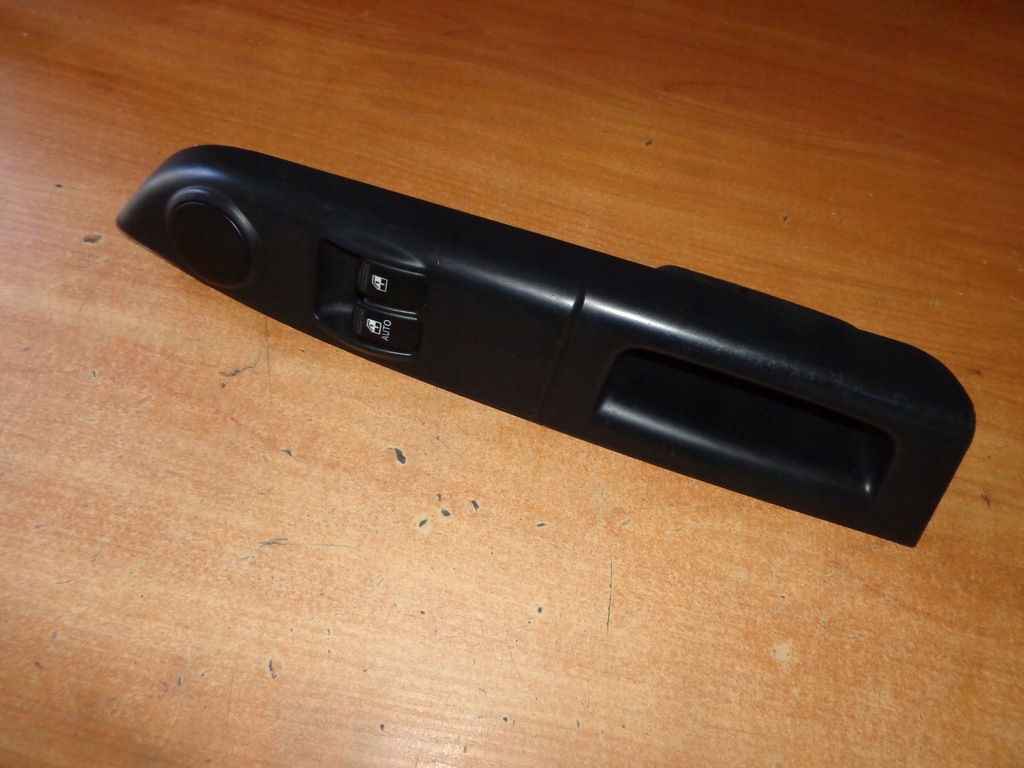 фото №1, Getz 02-06 5d кнопки панель перемикачі вікон