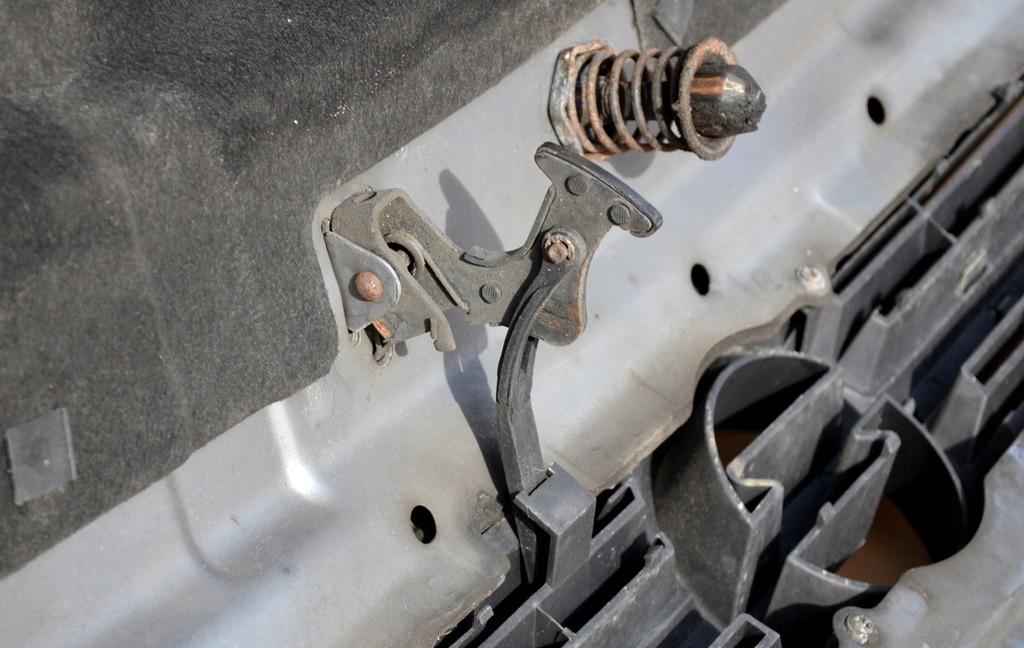 фото №1, Opel zafira a 99-05 замок капот