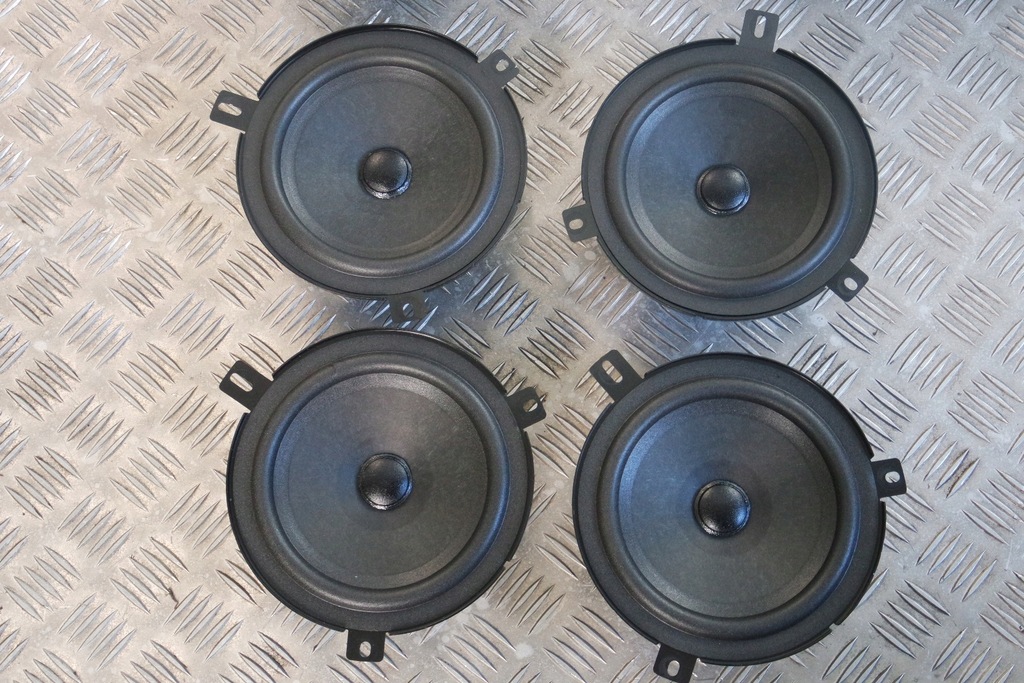 фото №7, Granie динамики maserati levante harman kardon