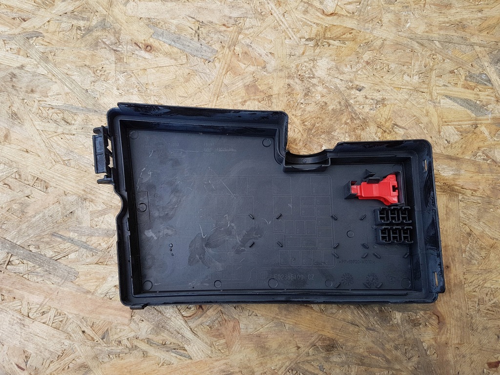 фото №1, Ford focus mk3 lift крышка предохранителей