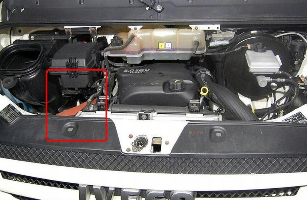 Iveco daily 3,0 hpi hp шланг труба пабтрубок  turbo интеркулер 504136611 Недорого