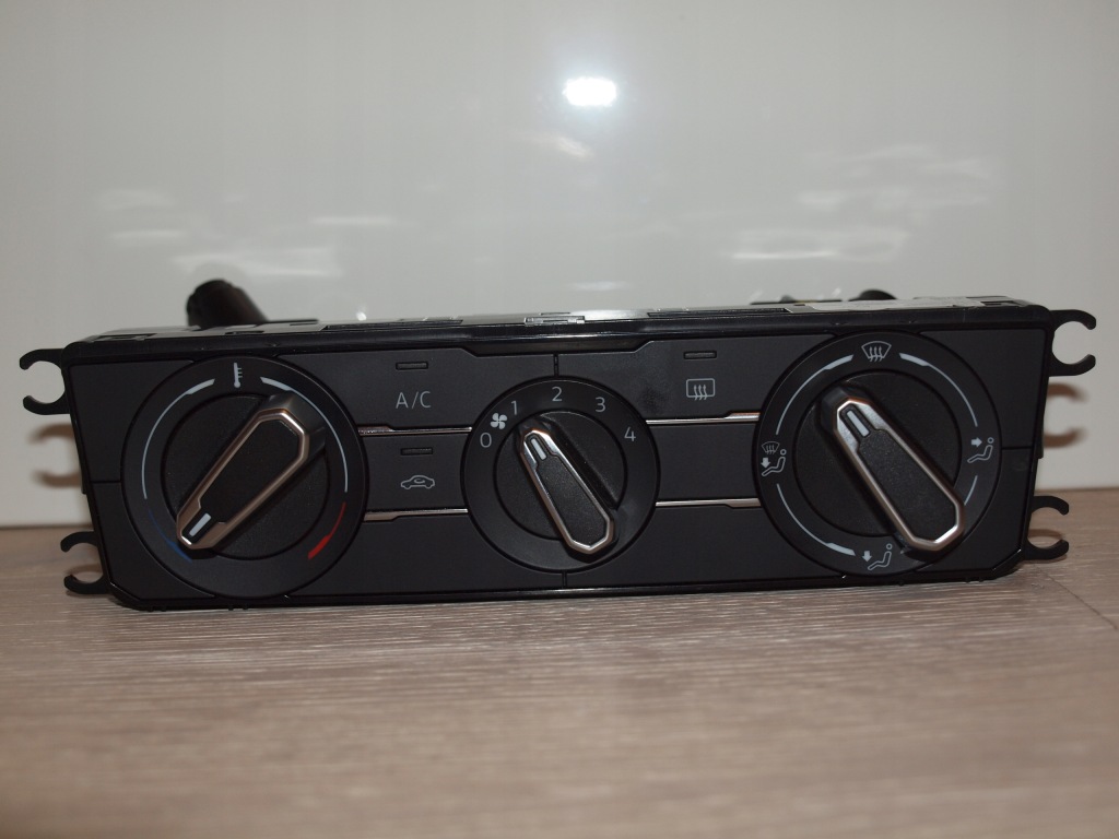 фото №1, Vw polo 2g панель управление кондиционера обдув