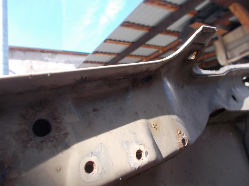 Капот mercedes w115 Оригінал