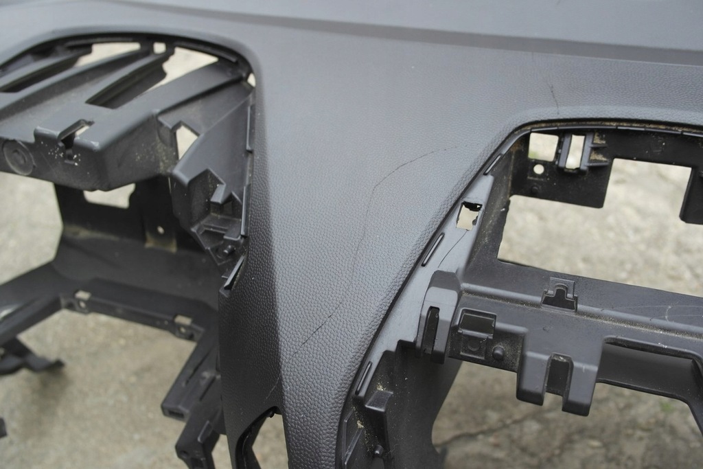 фото №4, Приборная панель hyundai ix35 подушка безопасности ремни консоль pulpit