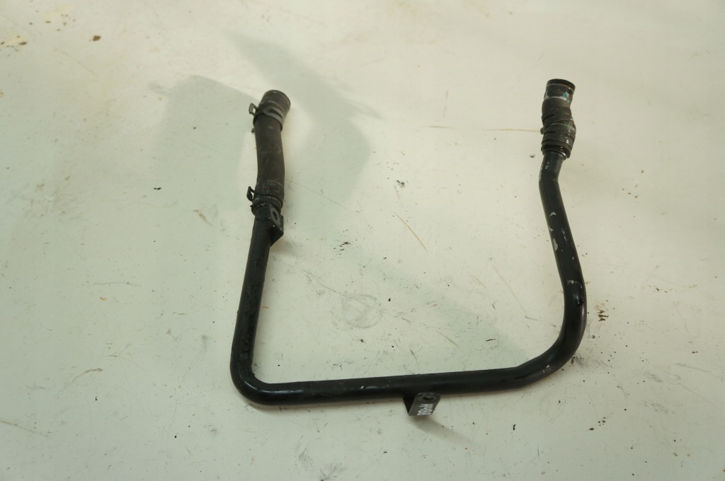 фото №2, Audi a6 c5 труба шланг wąż wody 2.5tdi 059121055l