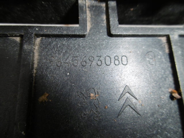 фото №6, Peugeot 407 основание аккумулятор 9645693080