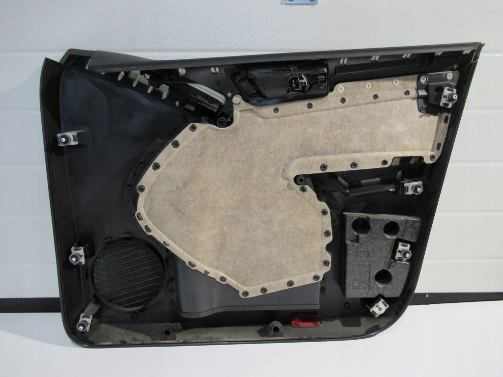 фото №4, Оббивка двері лівий перед vw tiguan 5n0867011