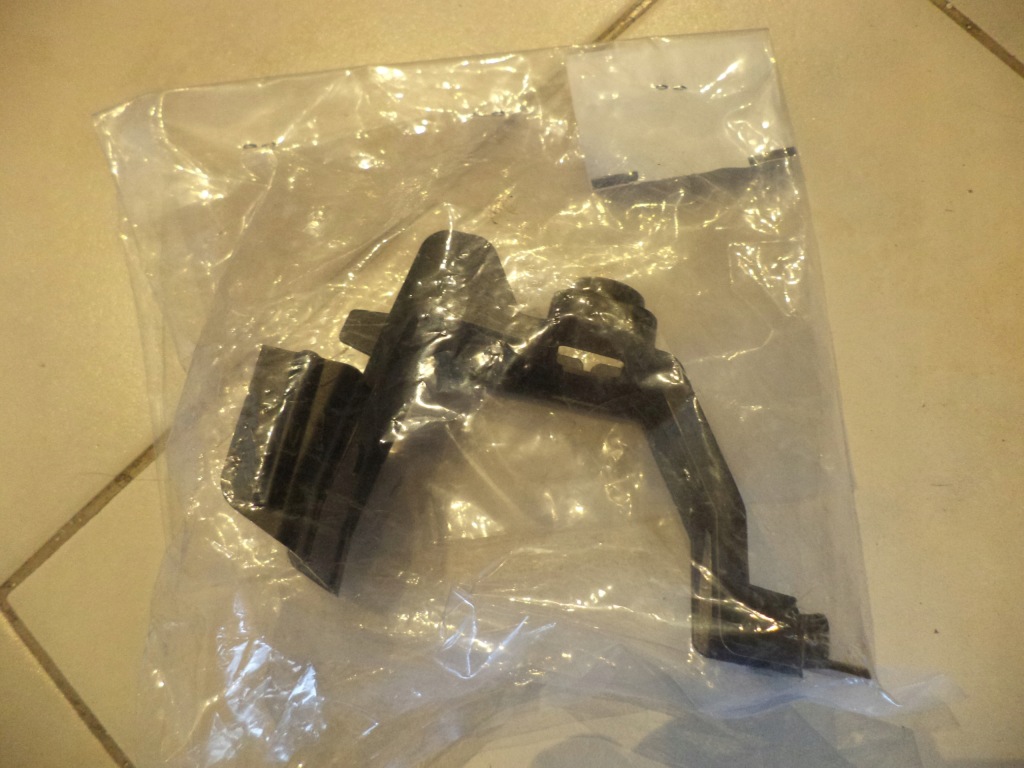 фото №1, Mazda оригинальный номер n243 50 2r1