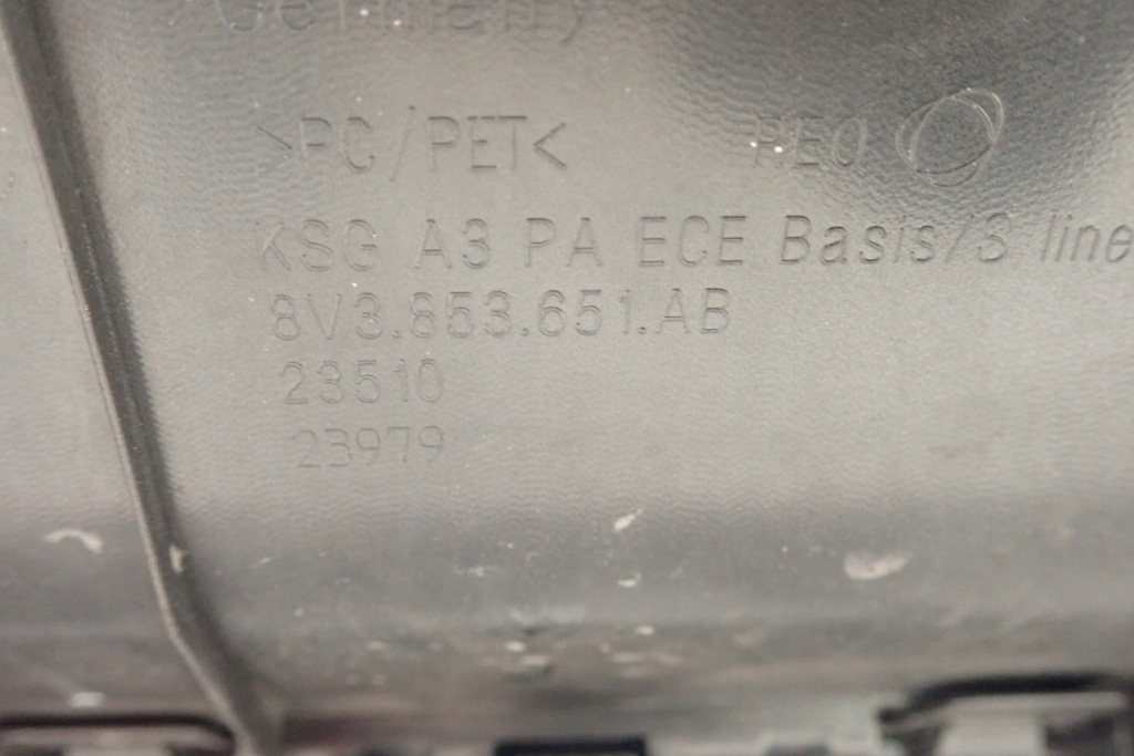 Audi a3 8v 2016- lift бампер перед передний 8v3853651ab 8v3807437af Киев