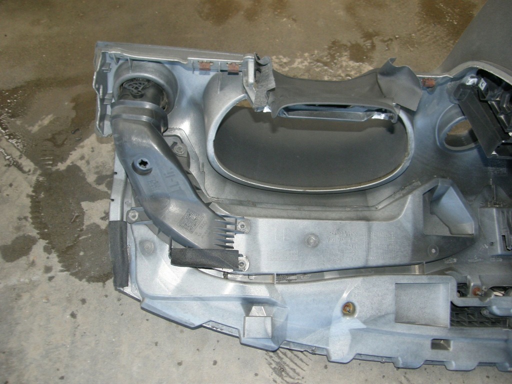 фото №8, Audi a3 8p консоль приборная панель подушка подушка безопасности 8p1857067