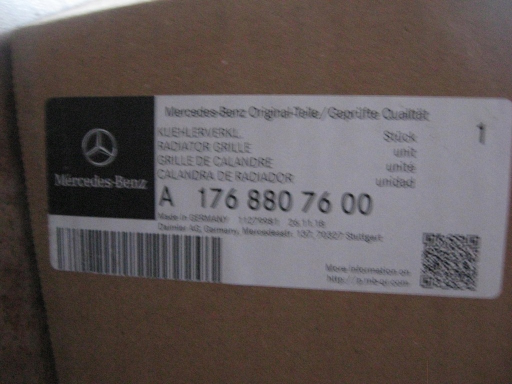 фото №8, Решітка радіатора - diamond - mercedes a klasa w176 - lift amg