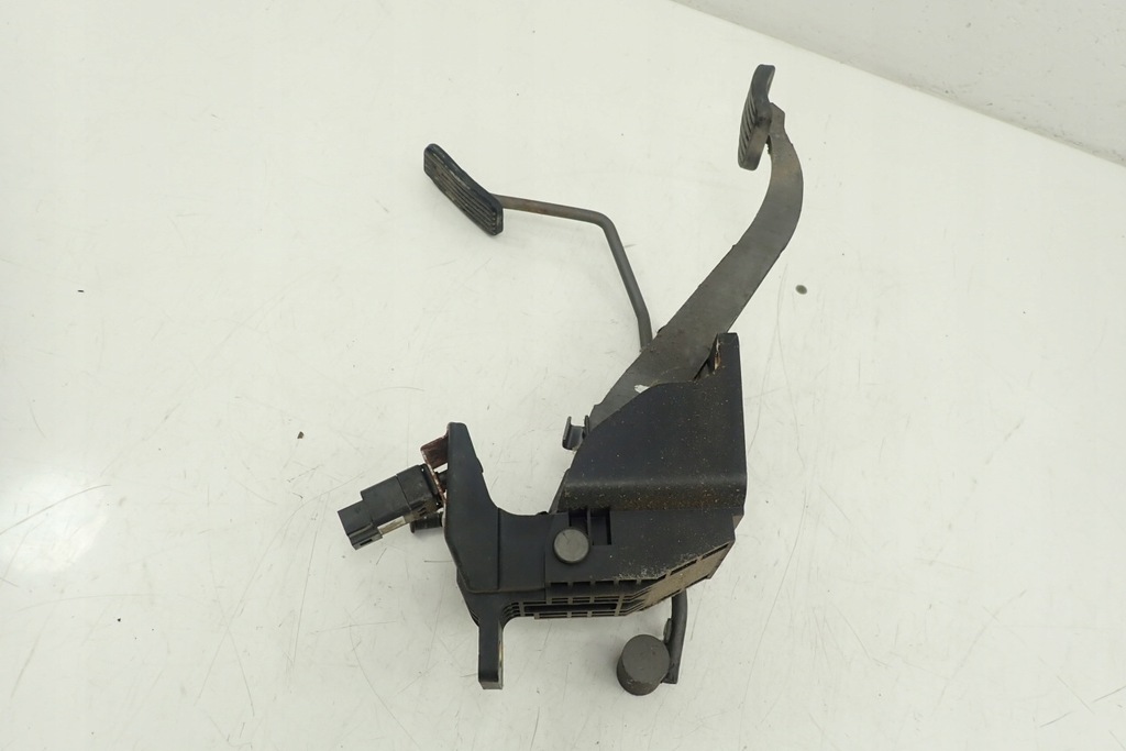 фото №6, Chevrolet nubira lacetti 1.8 педаль тормоза газа