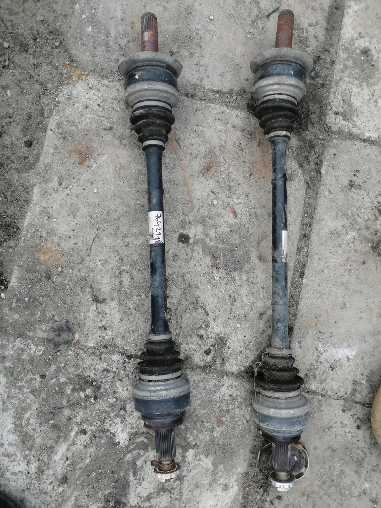 фото №1, Bmw f10 15r привідний вал права задня 7614290