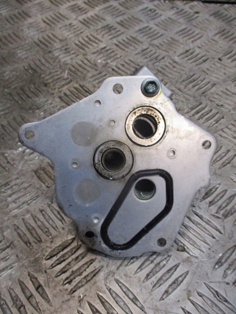 фото №1, Радіатор оливи mazda 2 1,5d t17307