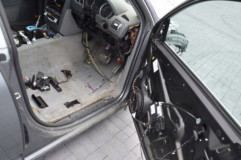 фото №1, Porsche cayenne 955 поріг блок двигуна правий перед