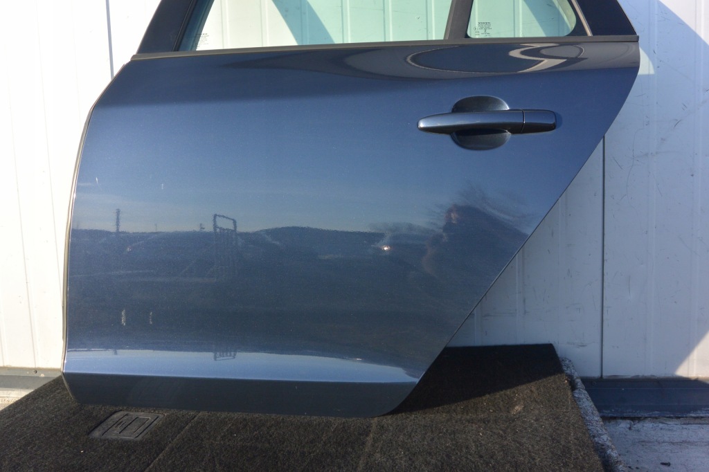 фото №3, Двері ліва задня 498 caspian blue volvo v60 ii lift