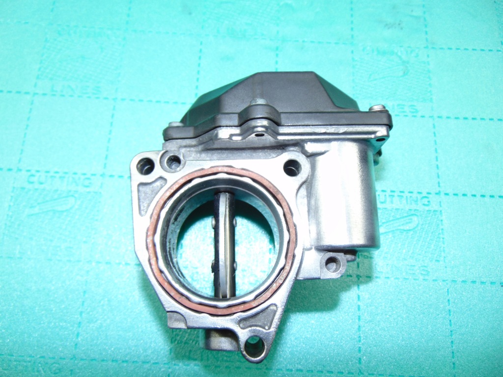 Дросельна заслінка 1,4tdi 1,9tdi 2,0tdi 03g128063a bls bmp bmm bms Недорого